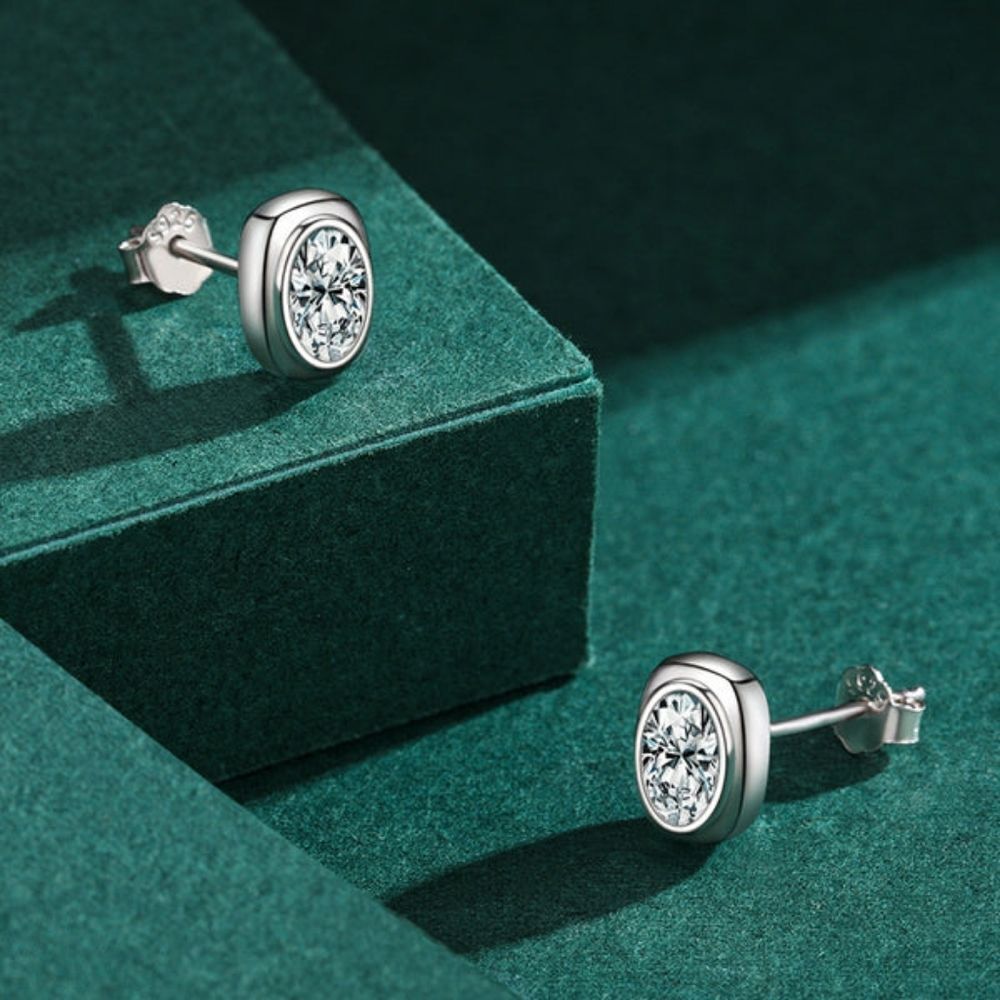 Simple Sterling Silver 18K Gold Plated Bezel Stud Earrings - Picture 4 of 4